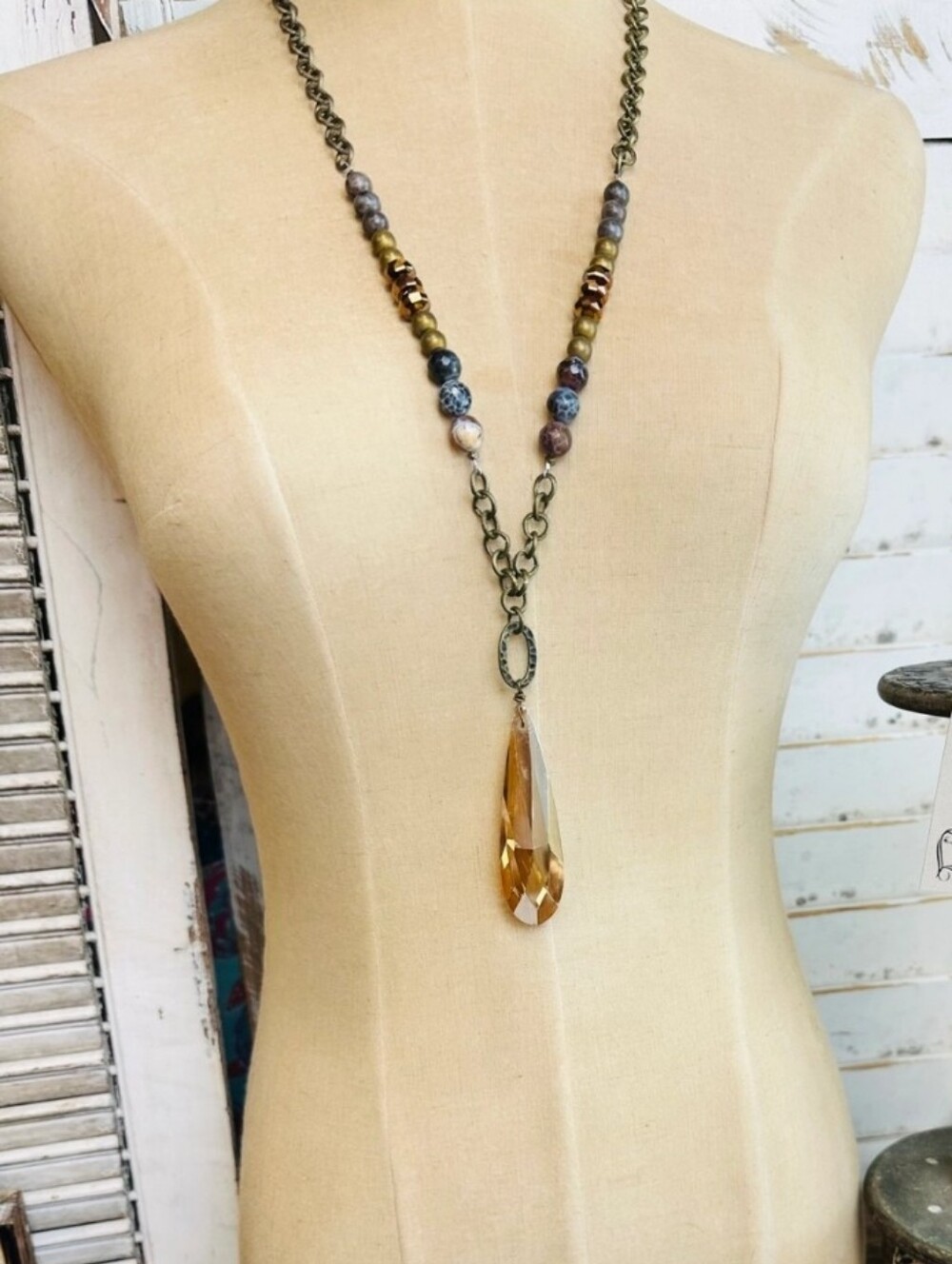 ❣️1 LEFT❣️✨PRICE DROP✨Boho Sable Necklace Beaded Necklace Amber Teardrop Pendant - Picture 2 of 4